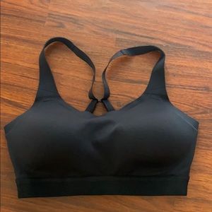 Lululemon 32DD sports bra black minimal branding